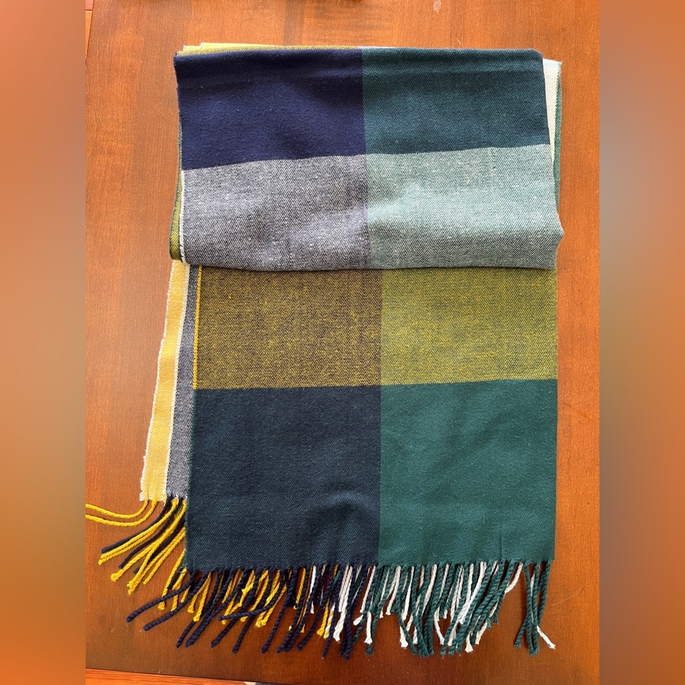 Love & Lore Scarf - Picture 4 of 5